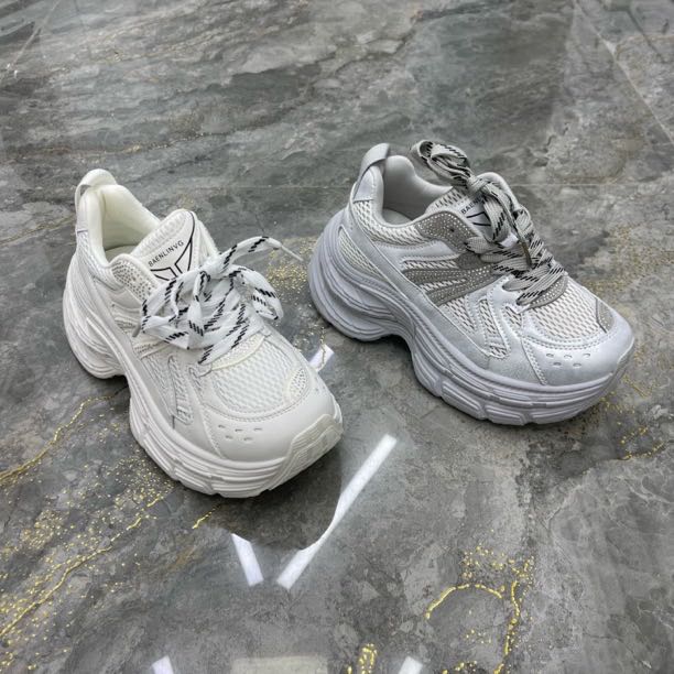 2025年新款女生老爹鞋 M67