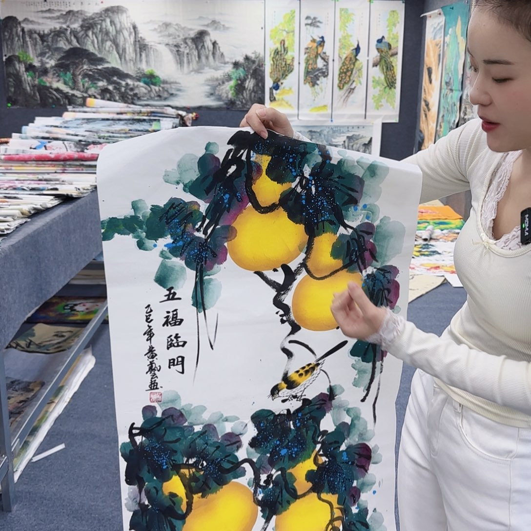 国画作品小姐姐放漏中