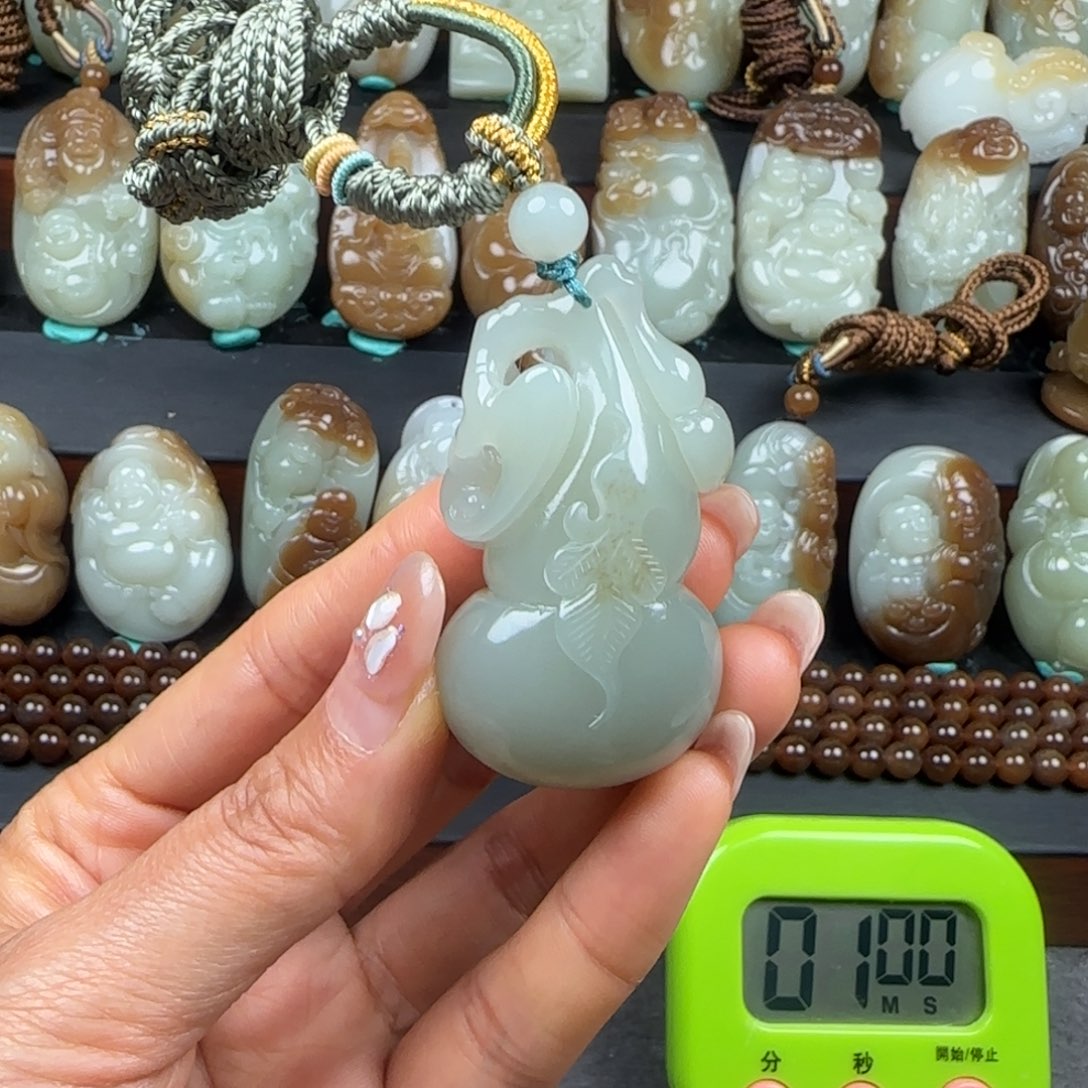 和田玉挂件未镶嵌E****S