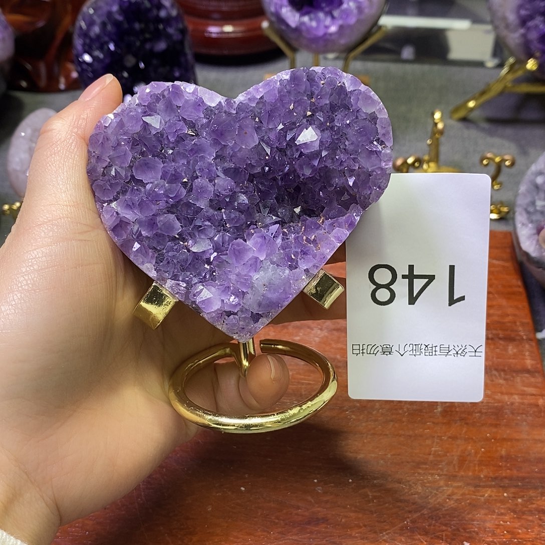 紫晶未镶嵌珠宝半成品