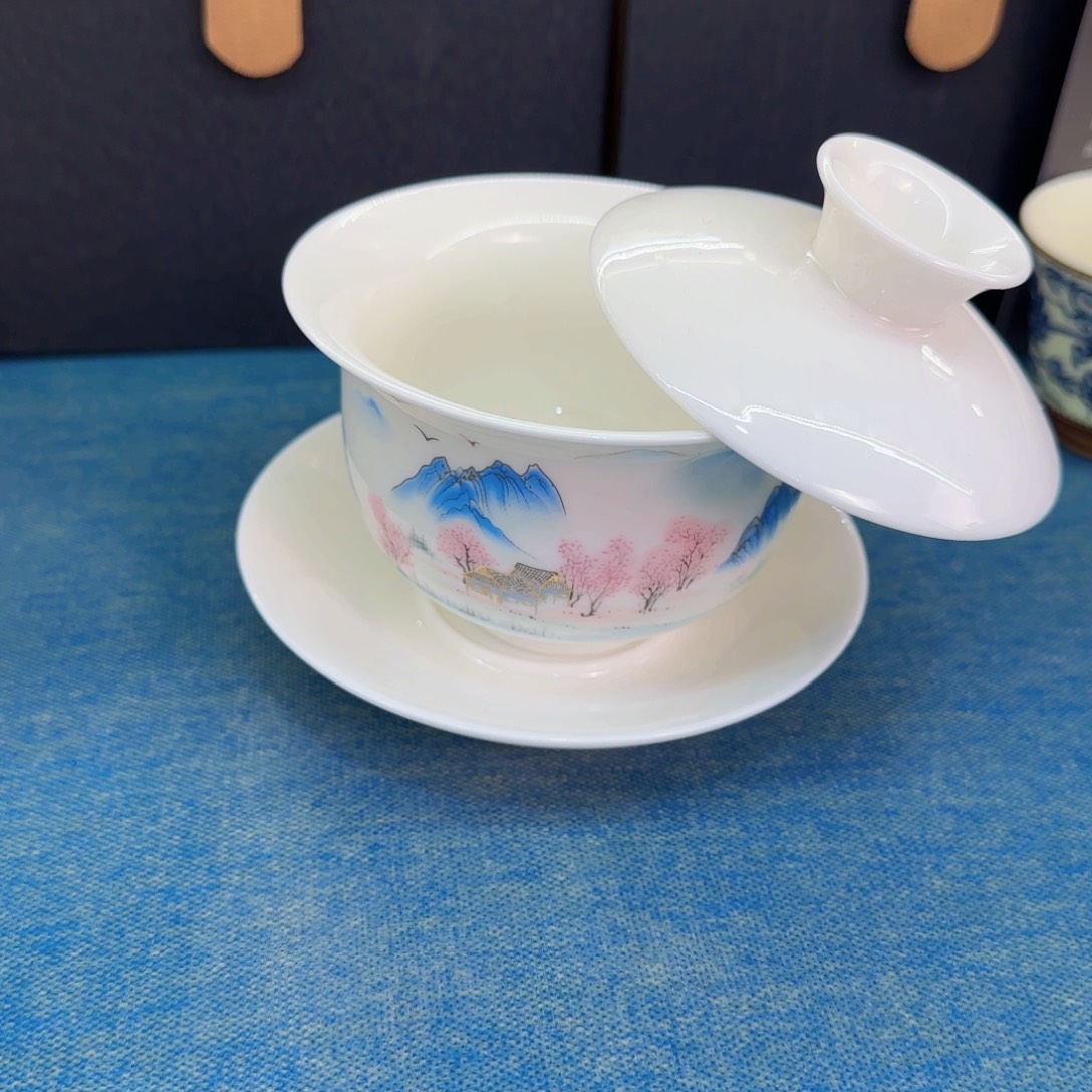 这些盖碗真好看！！！