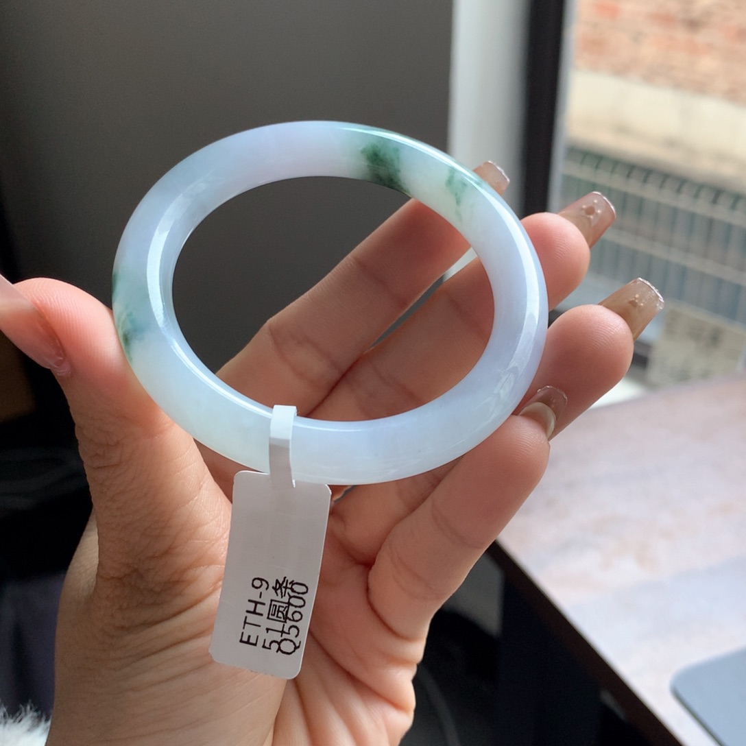 翡翠手镯（圆镯）未镶嵌空谷幽兰6号