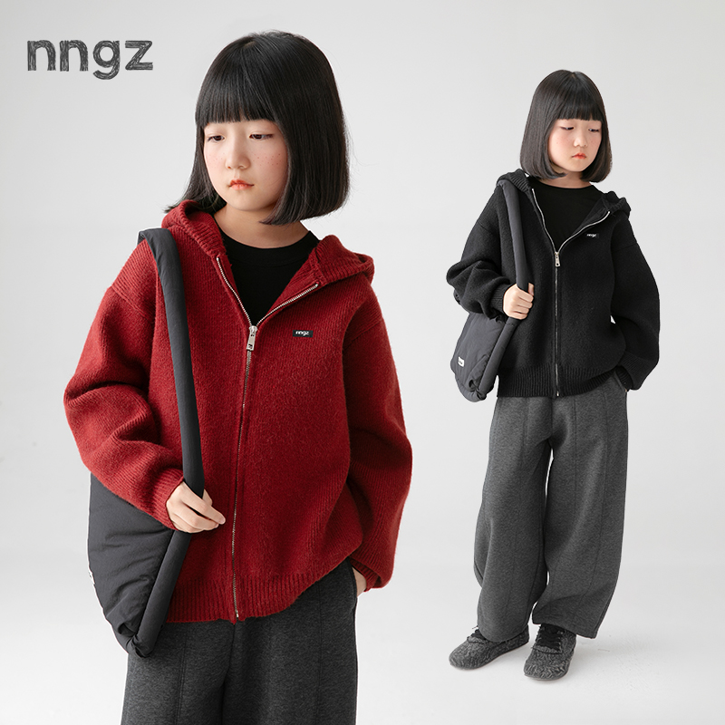 女童连帽毛衣开衫秋冬柔软儿童针织衫