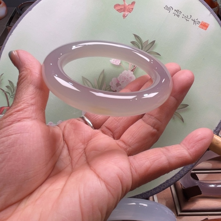 玛瑙/玉髓未镶嵌手镯