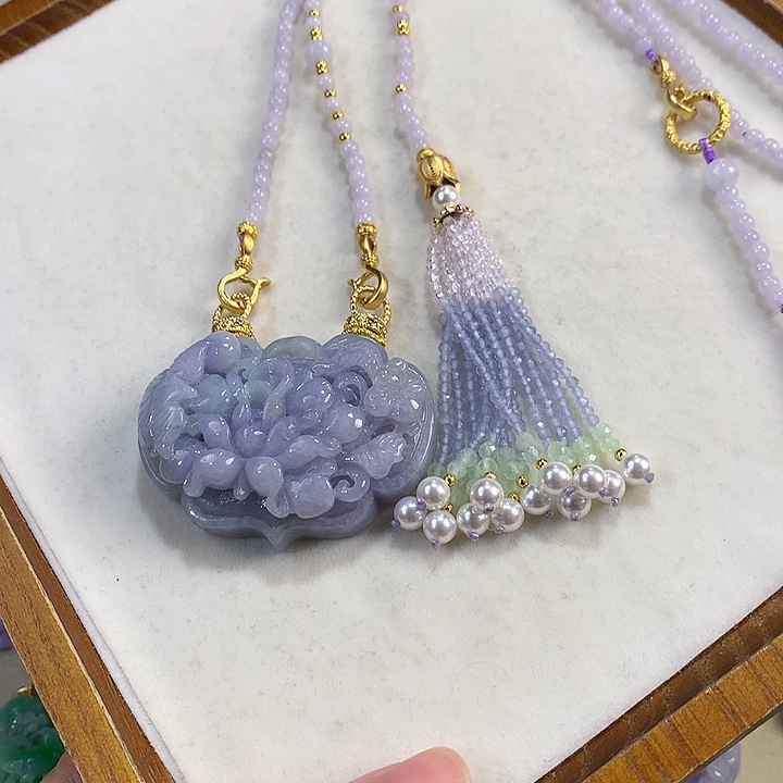 翡翠未镶嵌颈饰翡翠吊坠