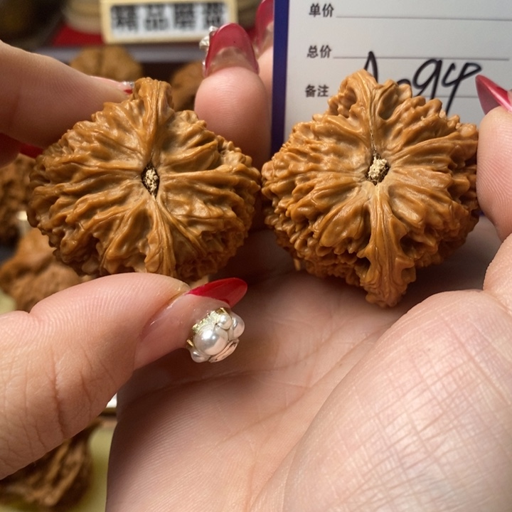 桃核把件精品南疆