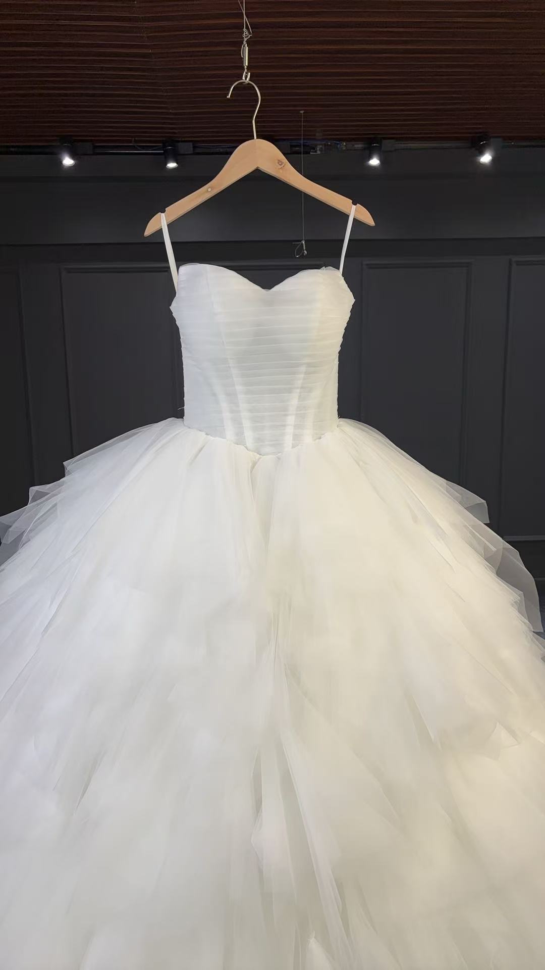 【真爱婚纱-抹胸】新款抹胸高级感婚纱 婚纱照 主婚纱 户外室内婚纱