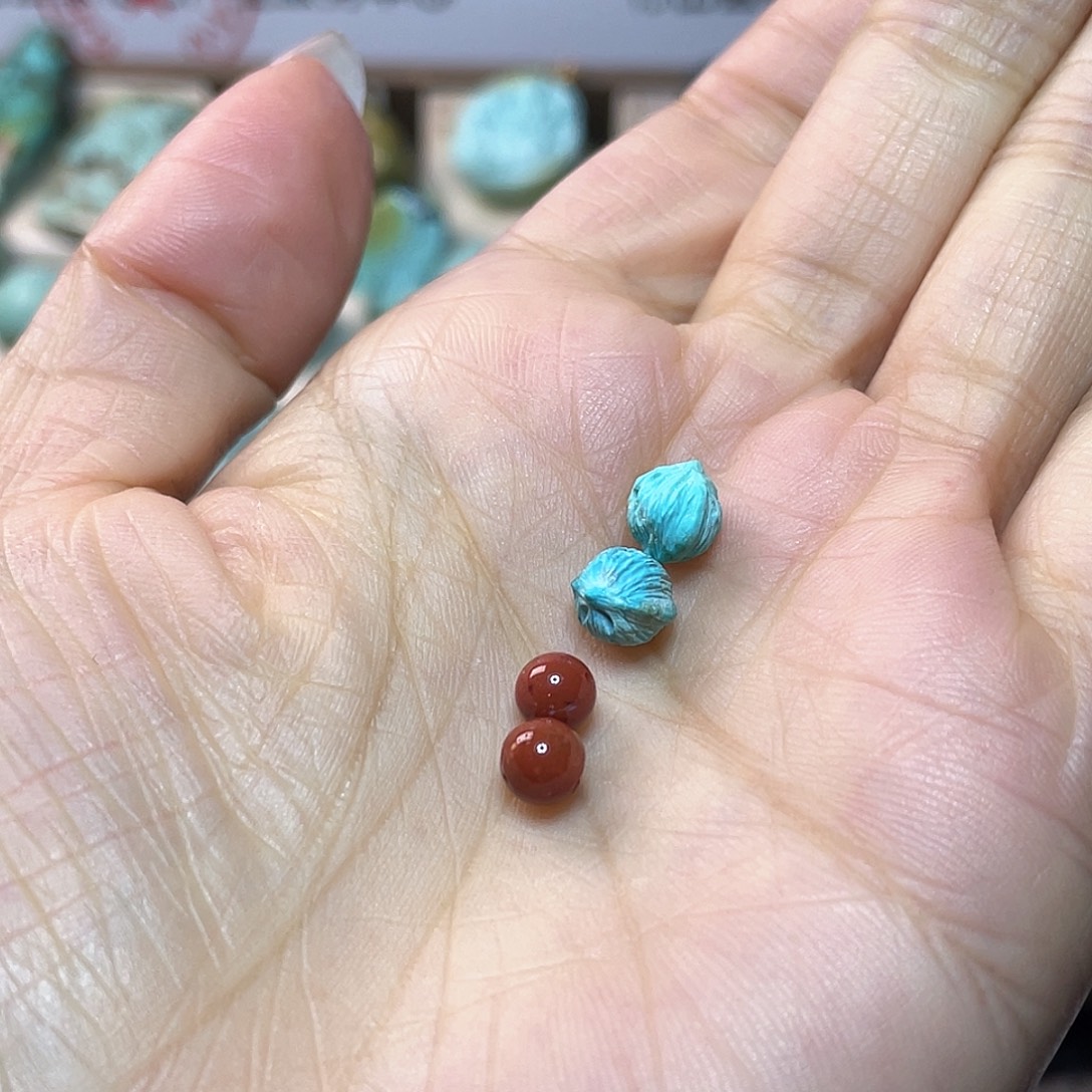 倪***倪南红玛瑙未镶嵌配饰