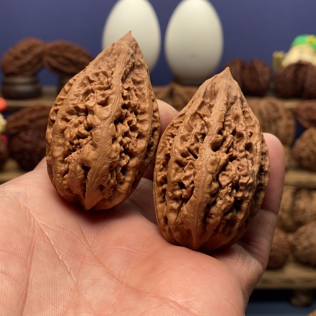 文玩核桃吊坠50雅秋