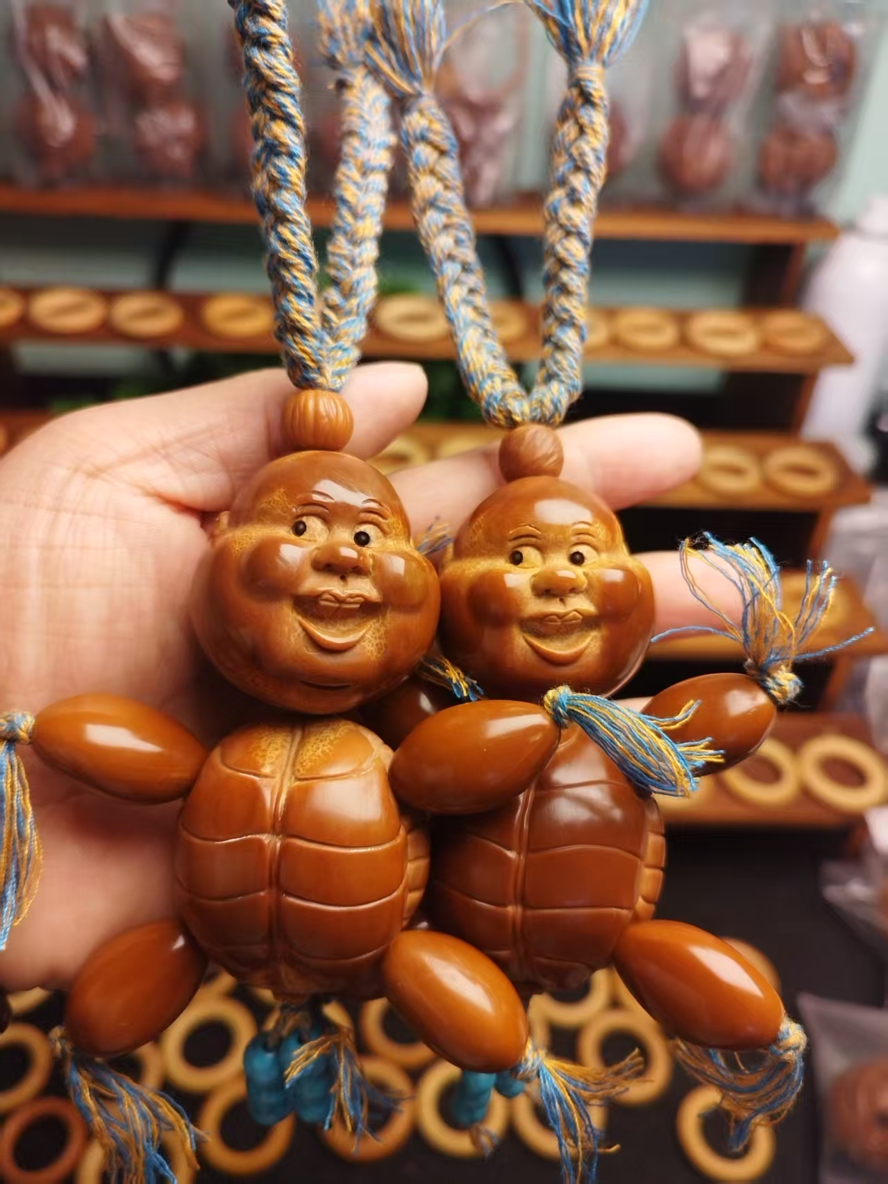 橄榄核雕刻龟仙人网红小尺寸手把件文玩