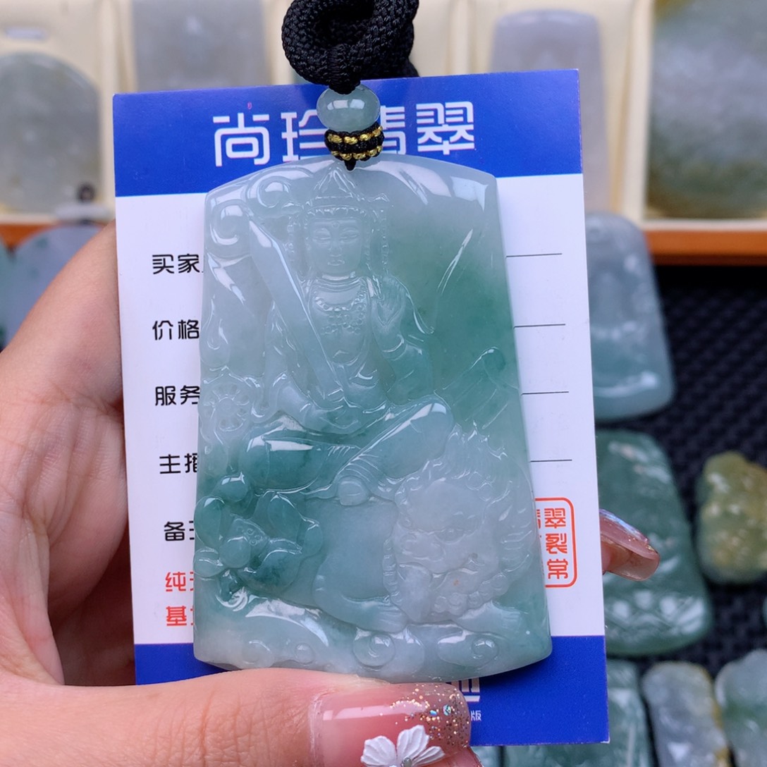 翡翠颈饰未镶嵌缅甸翡翠