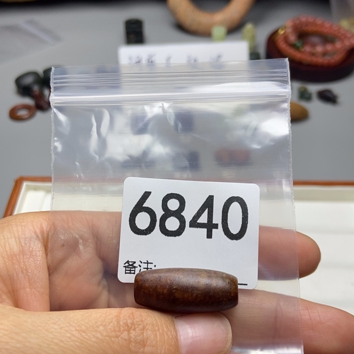 执***拙蛇纹石玉未镶嵌项链