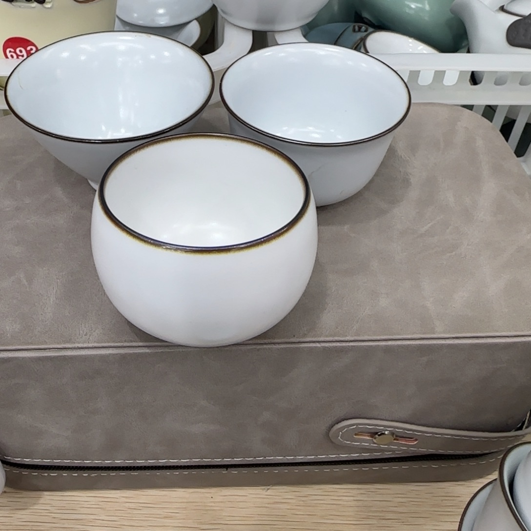 瓷片开播浮力，小微瑕。