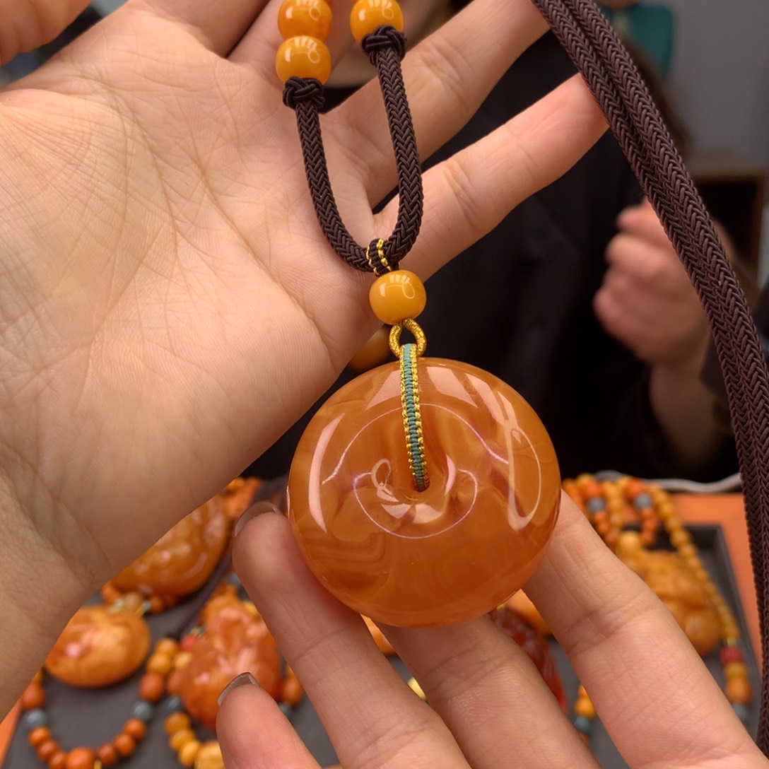 蜜蜡颈饰未镶嵌天然