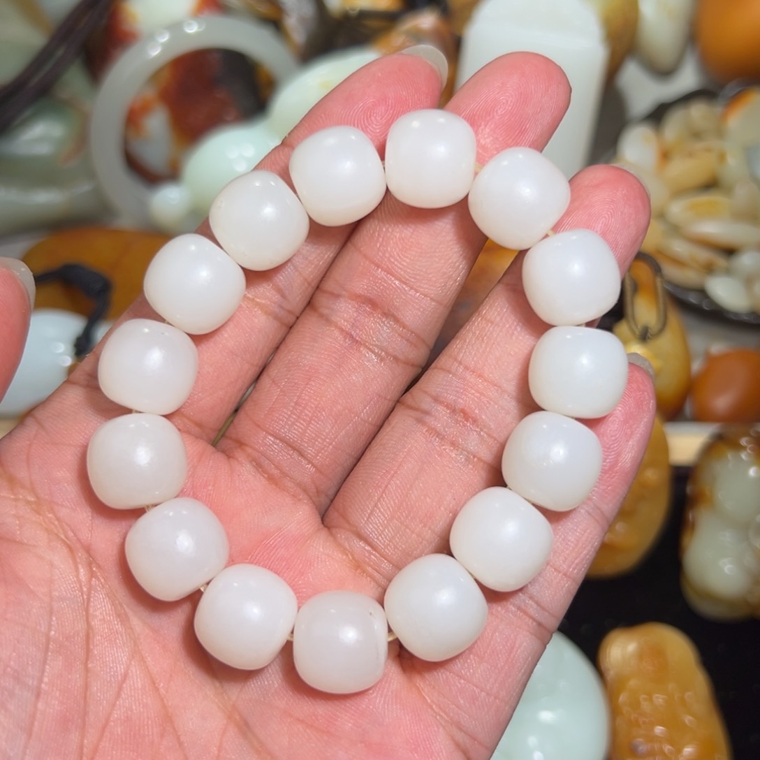 和田玉颈饰未镶嵌溏****