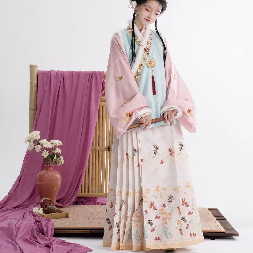 捌伍柒【招财宝宝】明制汉服女春季冬款交领上衣➕比甲两件套