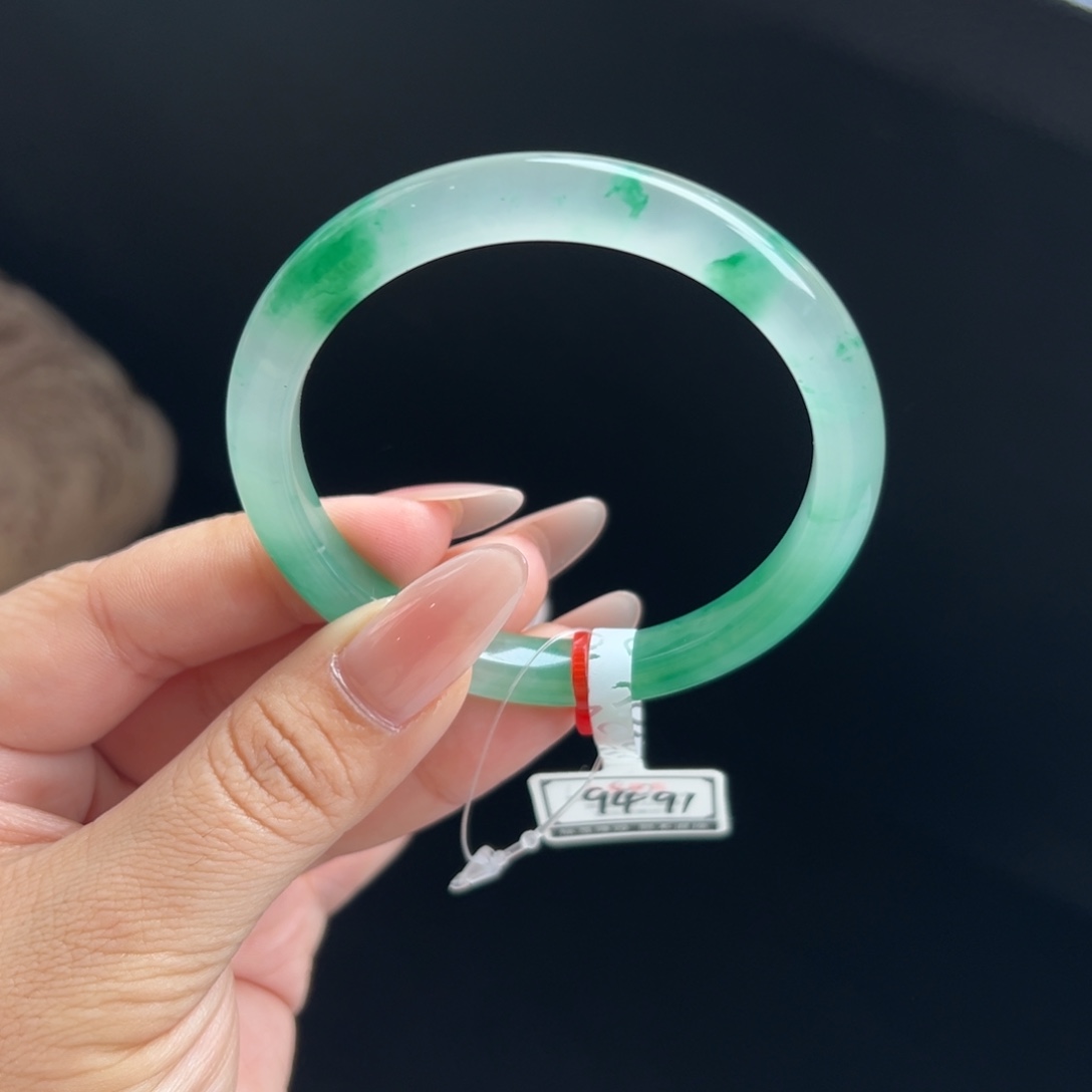 石英质玉未镶嵌手镯56