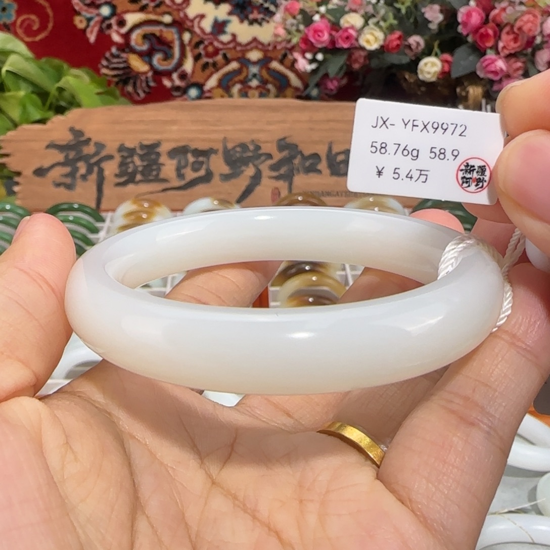 和田玉未镶嵌手镯个性款 柔光和田玉手镯