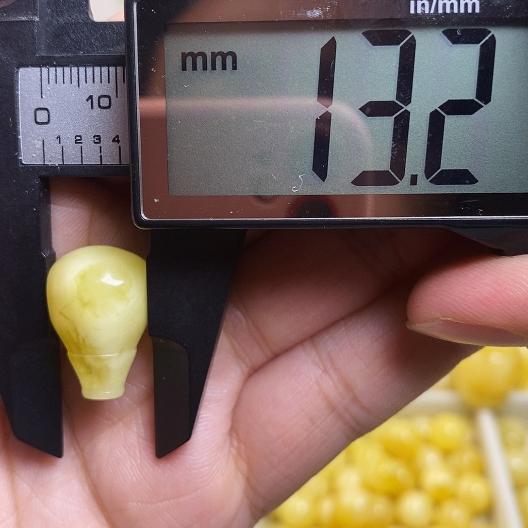 裸石琥珀未镶嵌蜜蜡三通