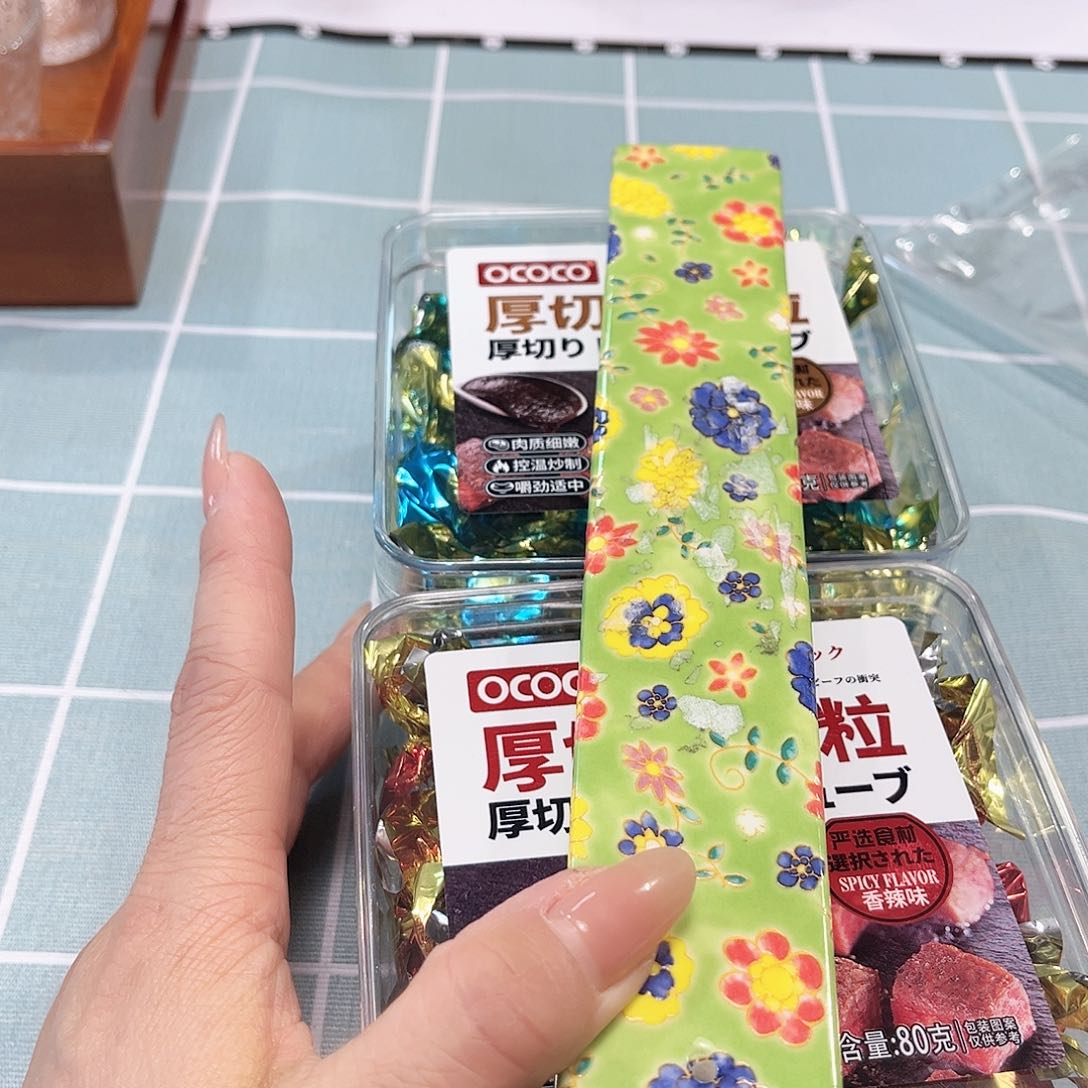 瓷片hhhhhhhhhhhhhhhhhjhhh