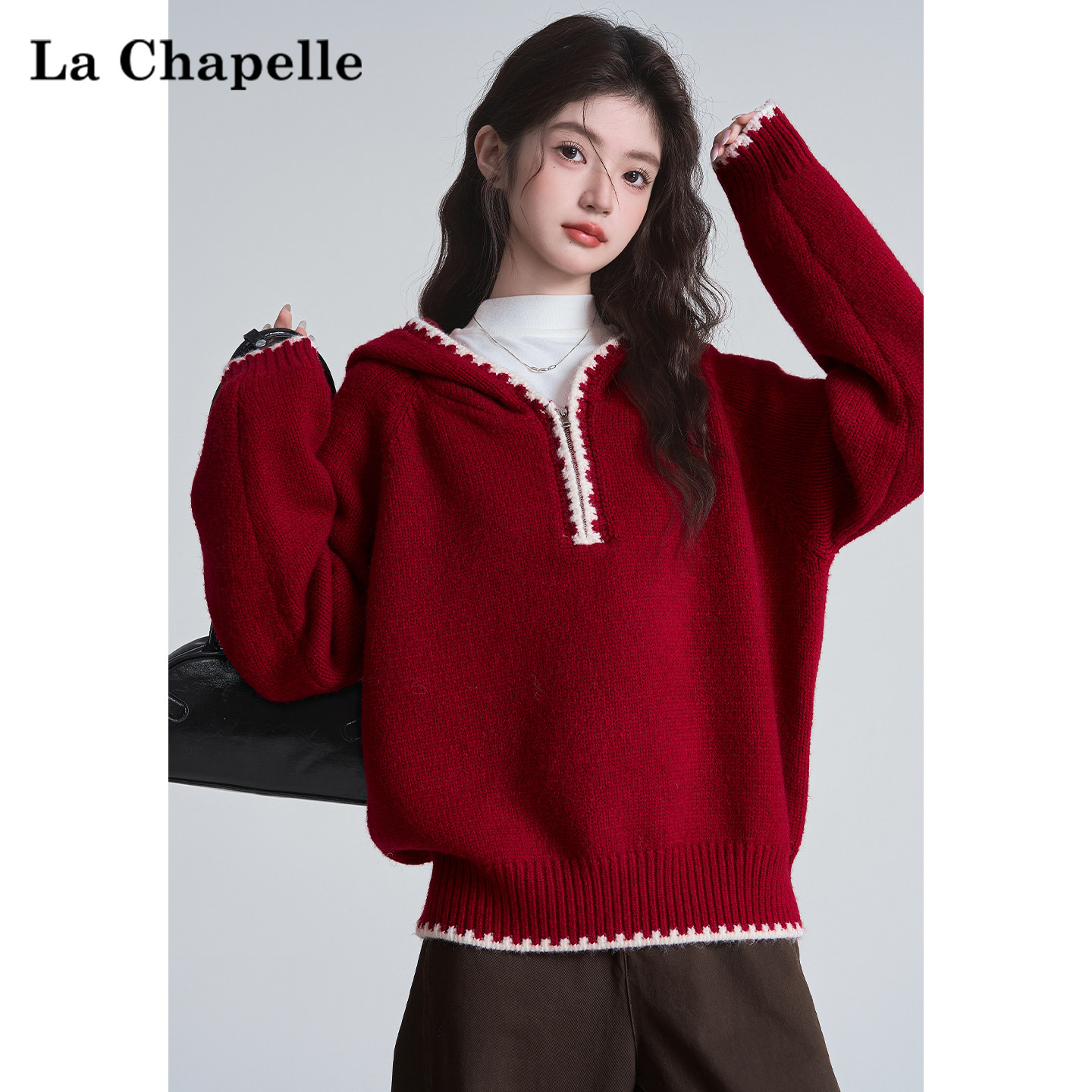 拉夏贝尔红色软糯半拉链连帽针织打底衫女冬内搭保暖圣诞穿搭毛衣