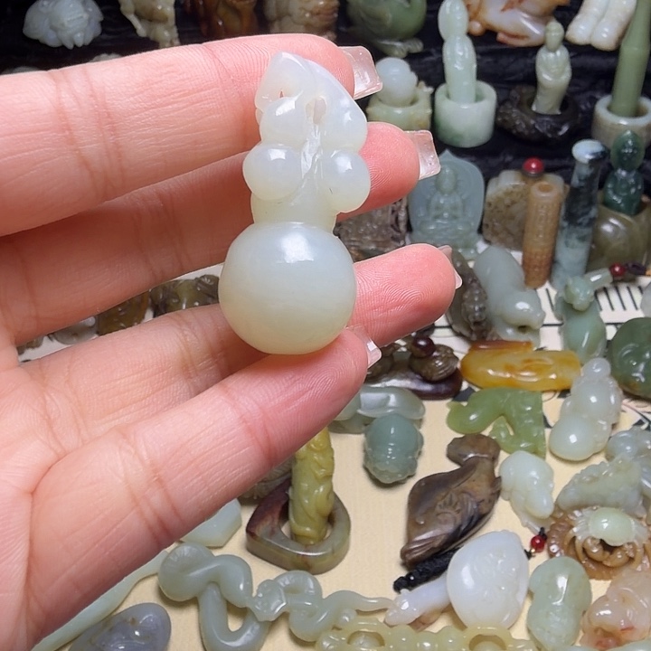 和田玉（糖玉）未镶嵌颈饰