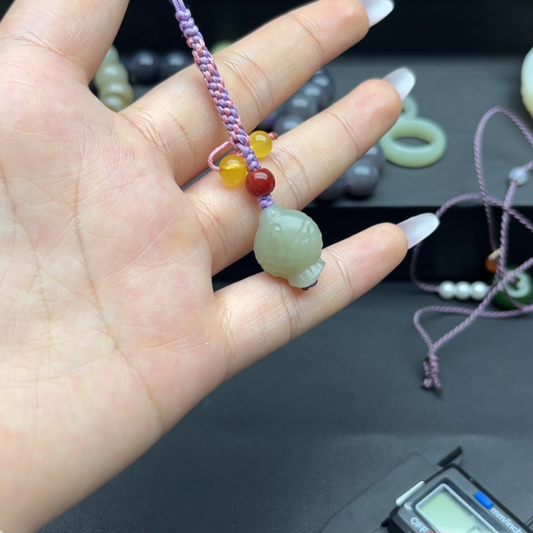 未镶嵌和田玉珠宝半成品