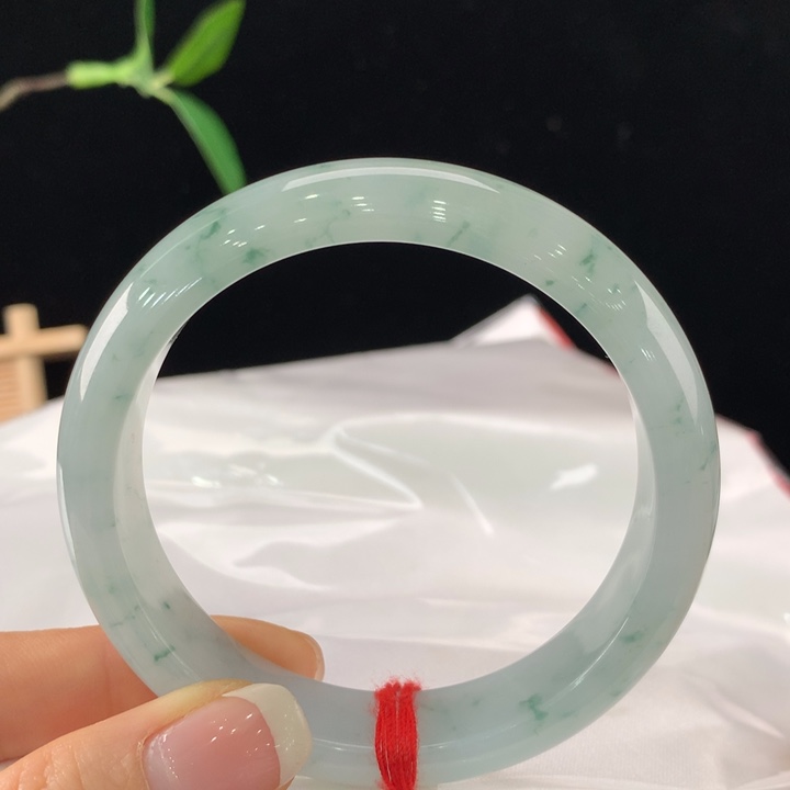 翡翠手镯未镶嵌111-0836