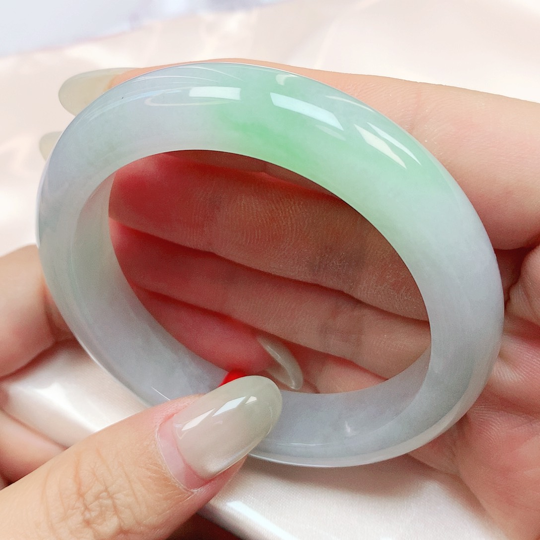 翡翠手镯未镶嵌抖音760