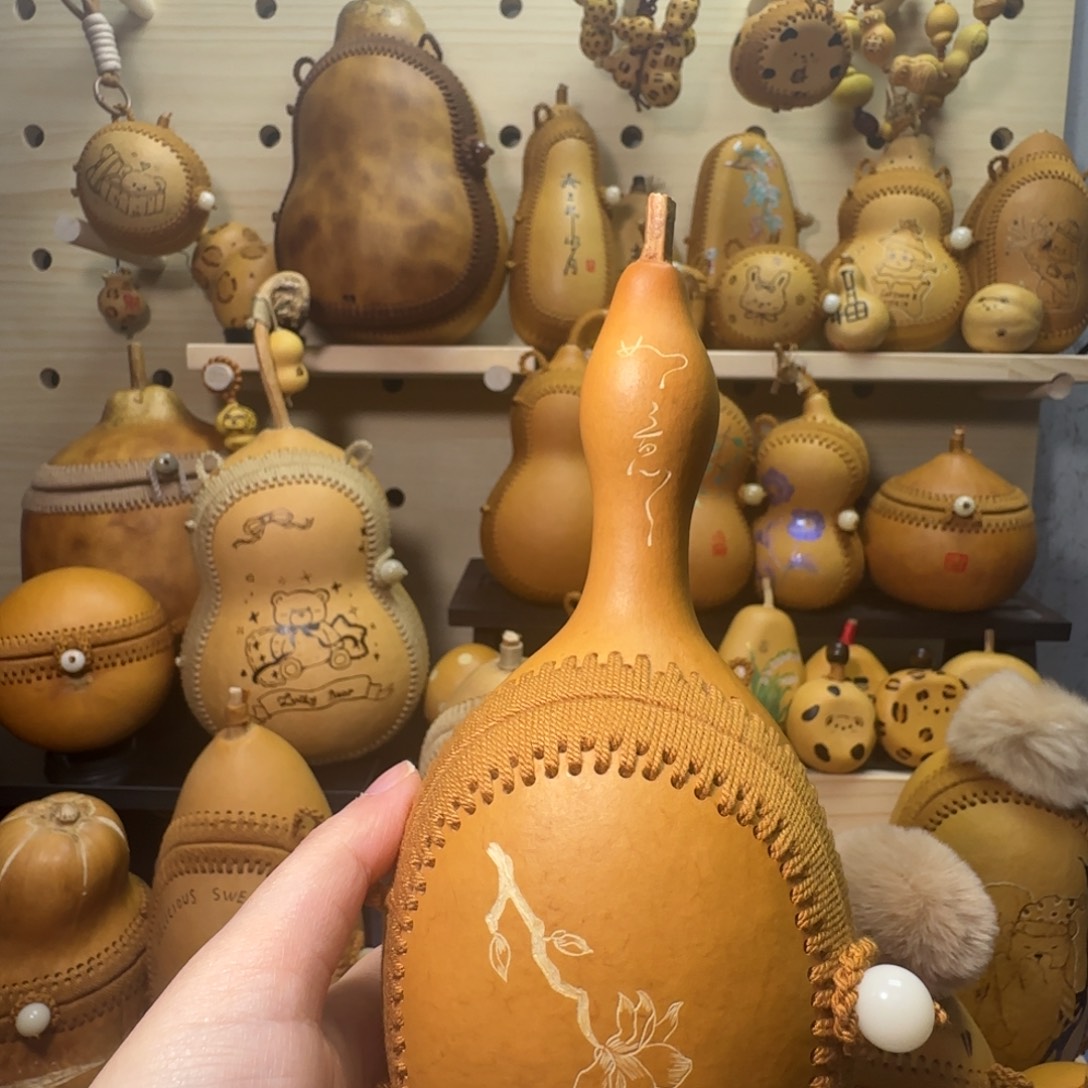 欣***语葫芦包包不退不换