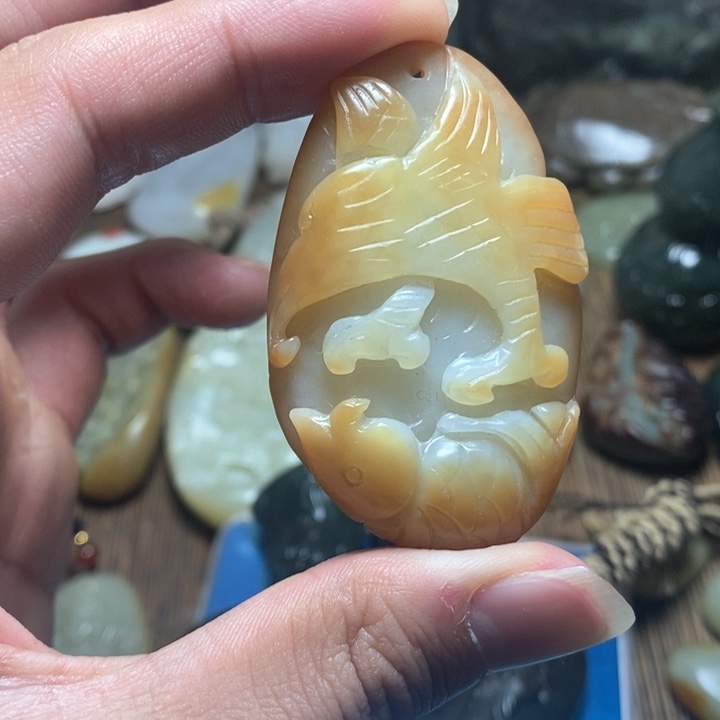 和田玉颈饰未镶嵌