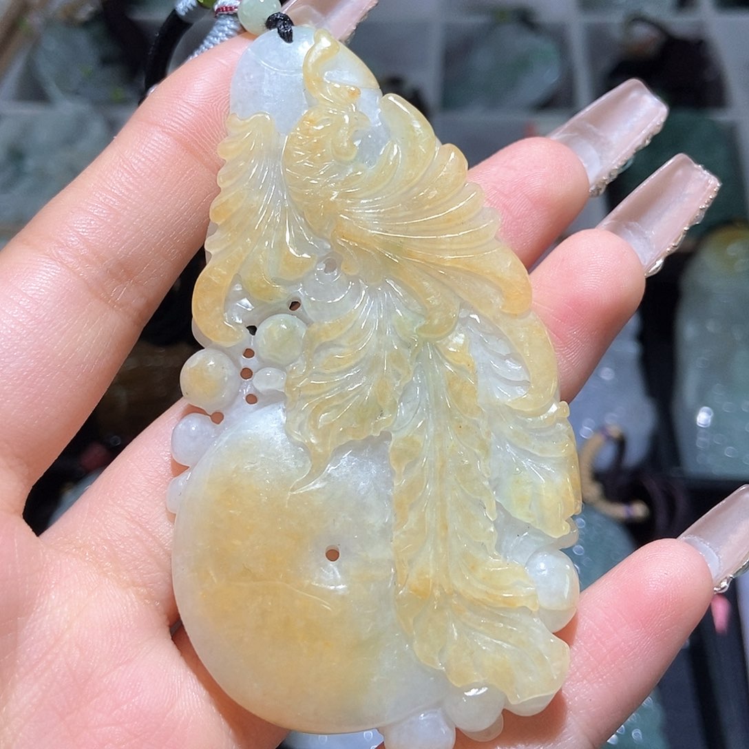 翡翠颈饰未镶嵌天然