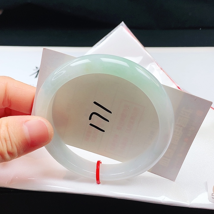 翡翠手镯未镶嵌59➕圈口