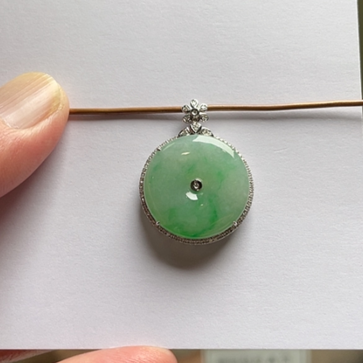 【闪购商品】吊坠(不含链)18K金镶嵌翡翠