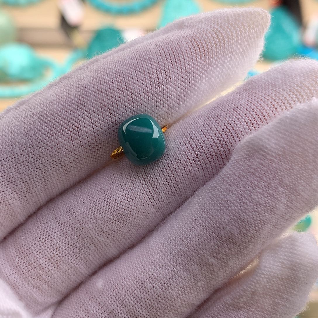 绿松石珠宝奇石未镶嵌8.7-7.6