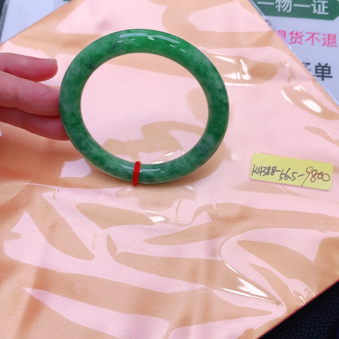 未镶嵌手镯翡翠缅甸翡翠手镯