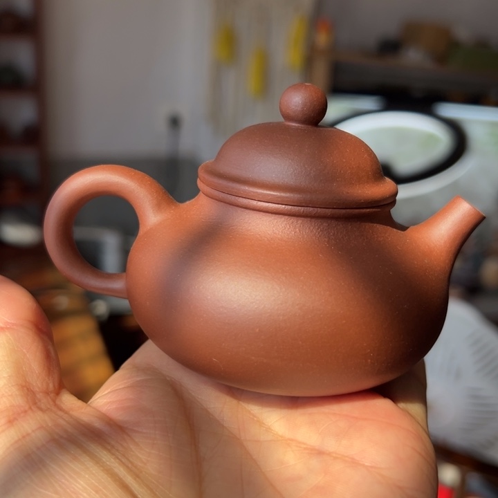 紫砂茶壶紫泥容天150c c