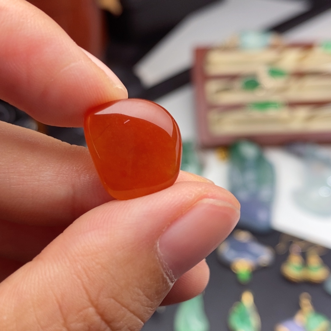 未镶嵌定制翡翠裸石
