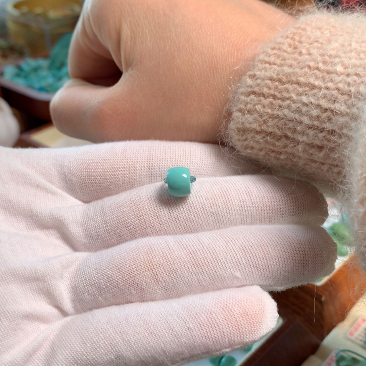 【闪购商品】未镶嵌绿松石8.5mm天然松石瓷釉级直切顶珠不***.