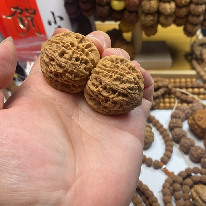 金刚菩提吊坠闪电购3，核桃