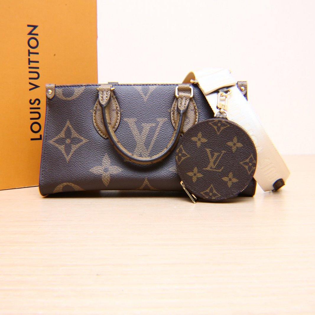 99新 LouisVuitton/路易威登 【小花Han】Onthego 横版三合一 