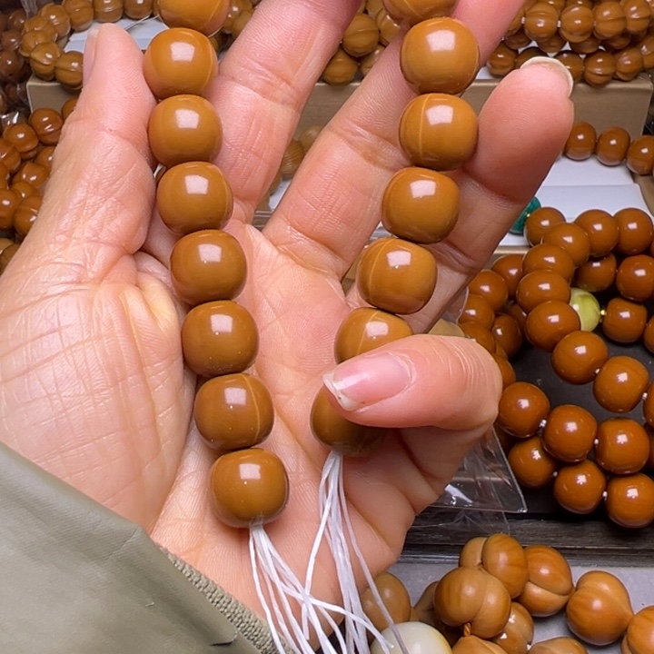 吊坠橄榄核聚宝盆