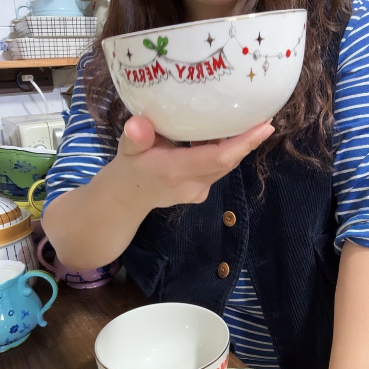 象牙白瓷珠帘款麦片碗微瑕