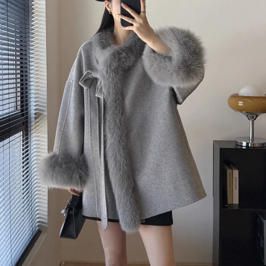 千金风双面羊毛大衣女2025冬季新款高贵气质财阀公主狐狸毛领外套