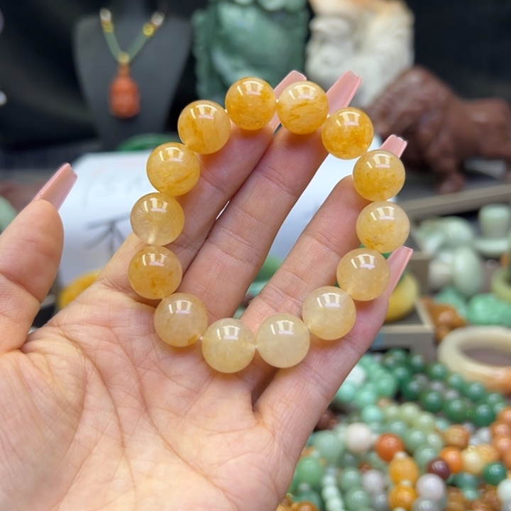 未镶嵌手镯石英岩玉