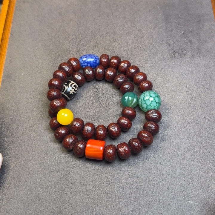 凤眼菩提吊坠?*凤眼