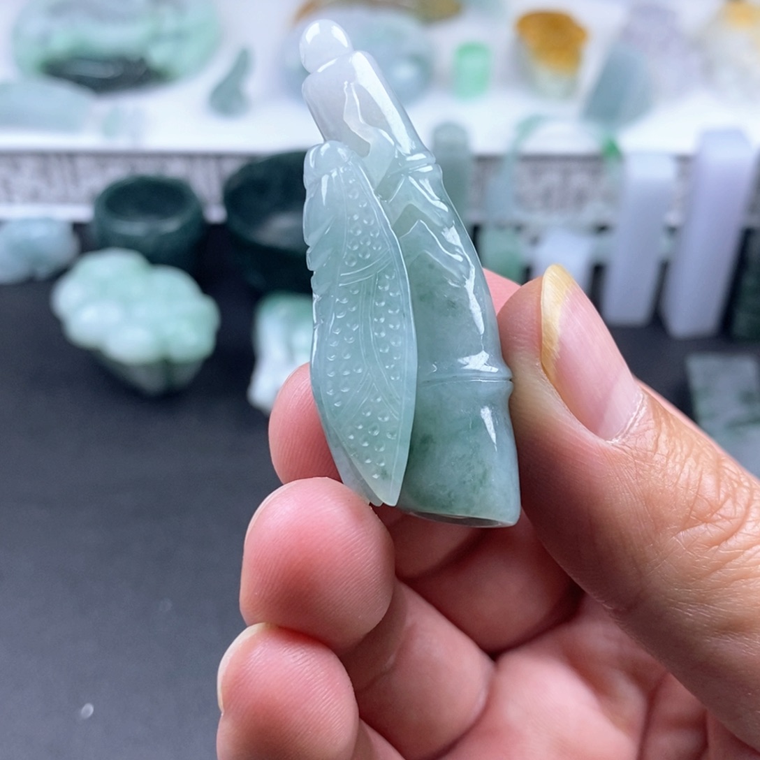 翡翠未镶嵌颈饰天然翡翠