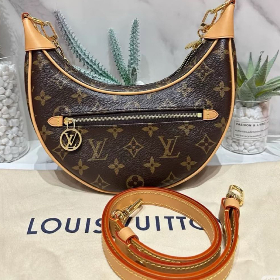 95新 LouisVuitton/路易威登 小月亮/2572
