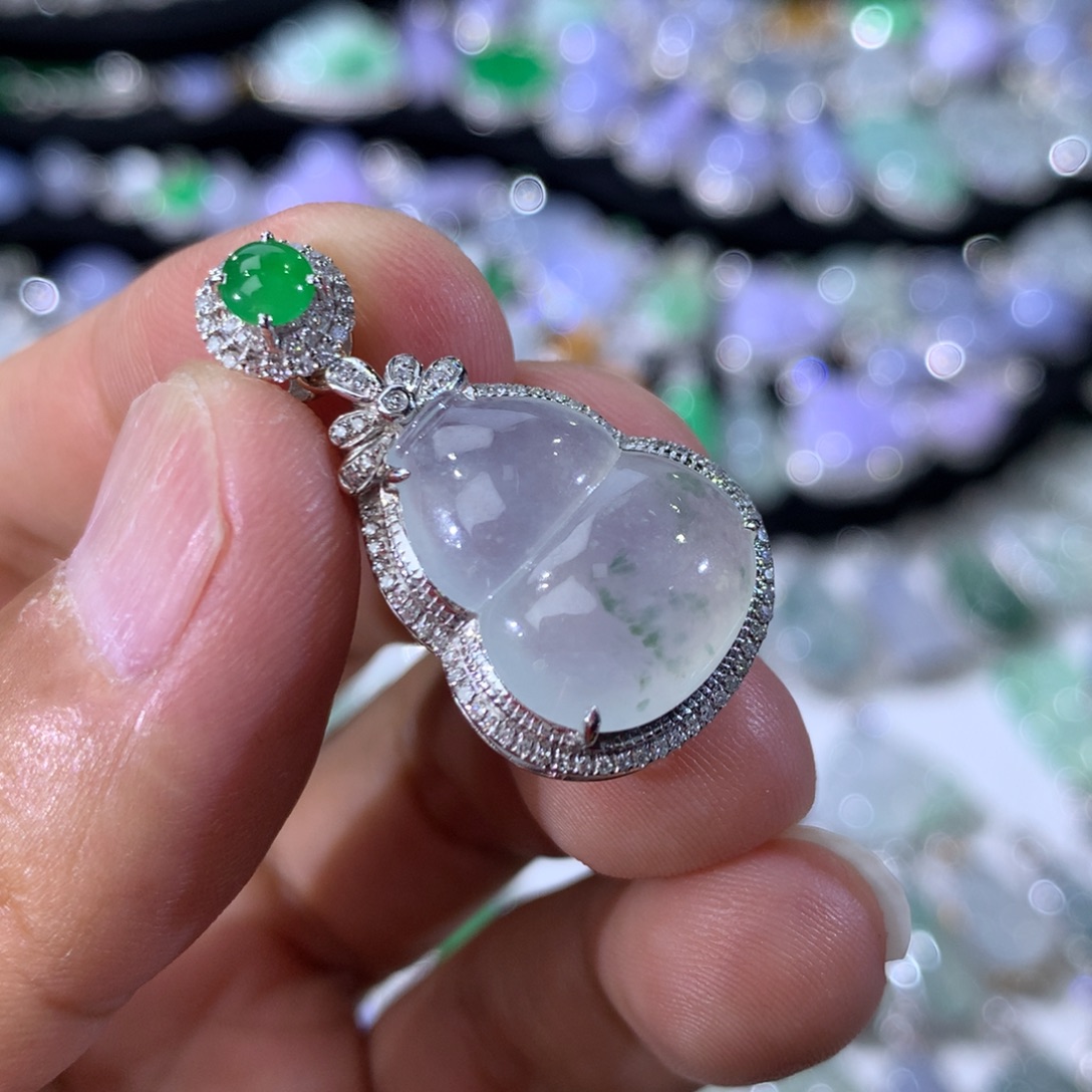 翡翠18K金镶嵌吊坠(不含链)