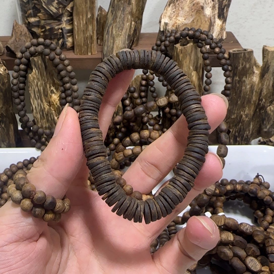 北***。沉香沉香碎屑奇楠沉香药片沉水